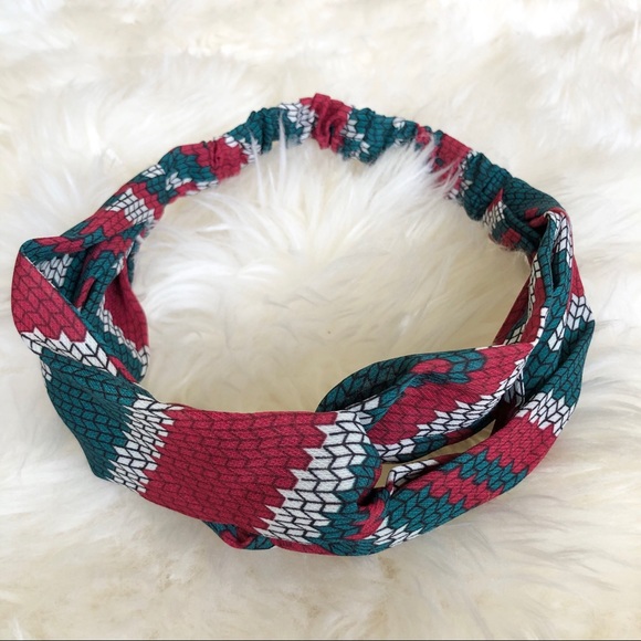 Accessories - ✨2 for $15✨ Boho Knotted Elastic Headband